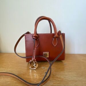 Dooney & Bourke Belmar Janine 20 Crossbody - Chestnut - Like New